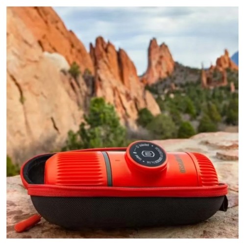 Кавоварка кемпінгова Wacaco Nanopresso з чохлом червона (WNANORED)