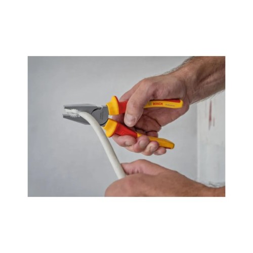 Плоскогубці Bosch Professional, комбіновані, 180 мм, VDE (1.600.A02.NE1)