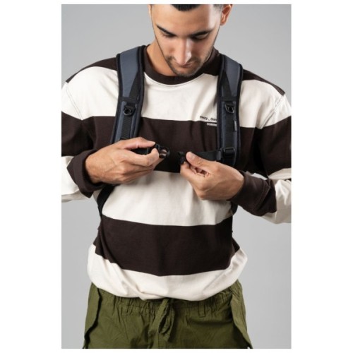 Рюкзак туристичний Pacsafe Vibe 25L backpack графітовий (60301144)