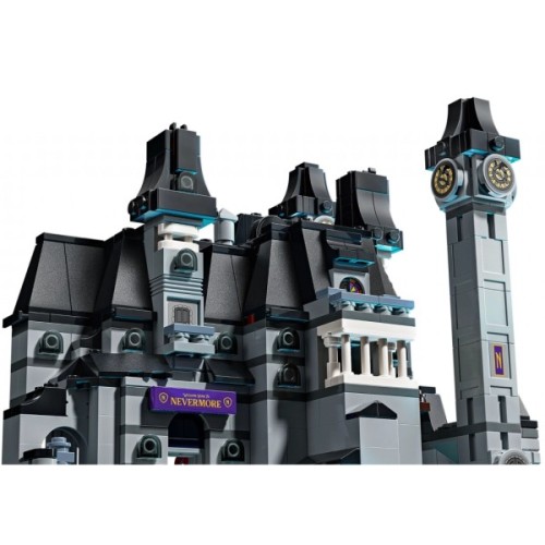 Конструктор LEGO Wednesday Академія «Невермор» (76788)