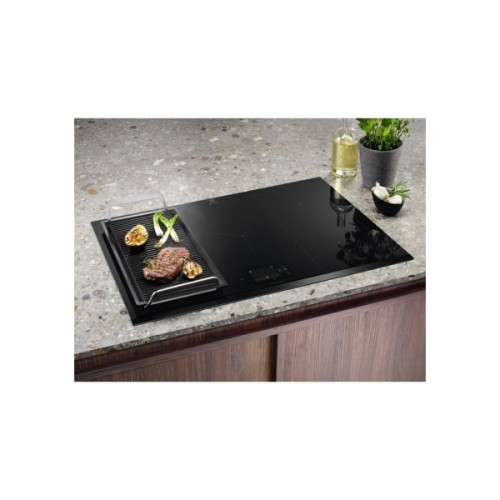 Варочна поверхня Electrolux EIS87583